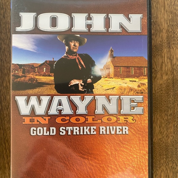 Ultimate John Wayne Collection - Picture 15 of 16